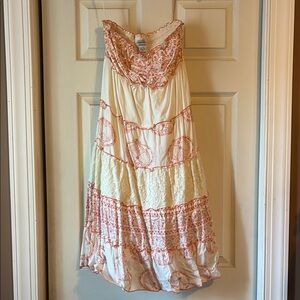 Guess Strapless Dress in Cream and Pink
